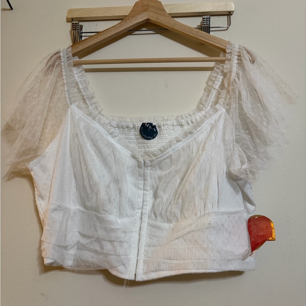 Arula top white